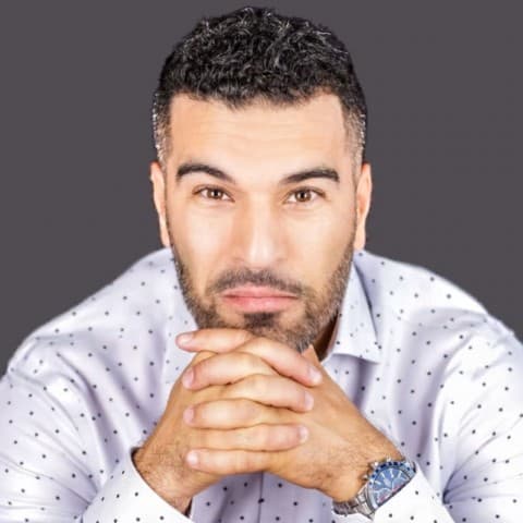 Anass Elakkati, Courtier hypothécaire